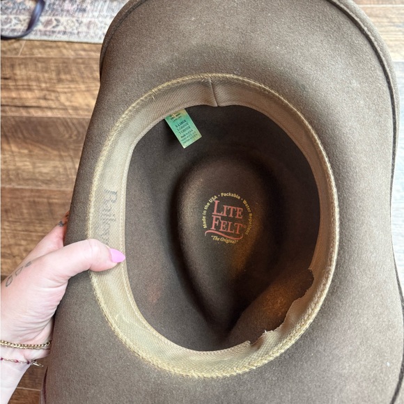 Stylish Olive Green Wool Cowboy Hat - Picture 5 of 6